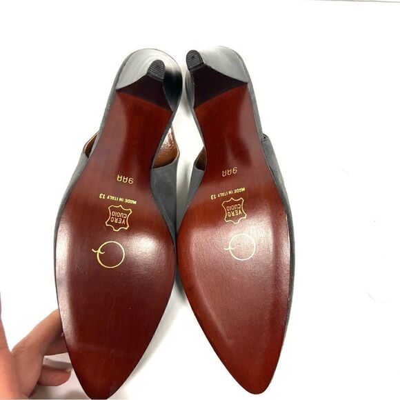 - Paloma grey suede slingback heels. Size 9 Extra Narrow - Picture 7 of 8